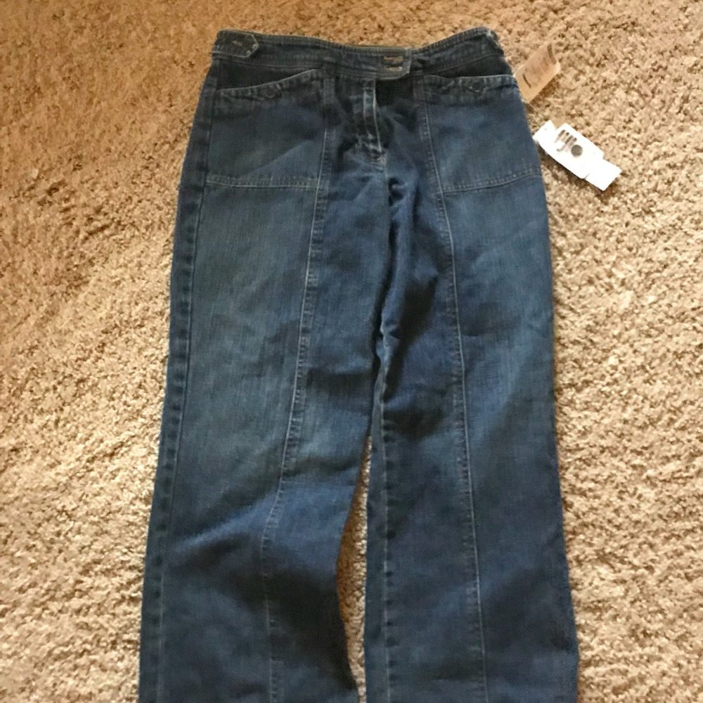 JONES NEW YORK LADIES JEANS - NEW WITH TAGS - SIZE 6